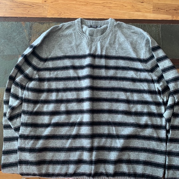 Old Navy Mens sweater - Picture 1 of 1